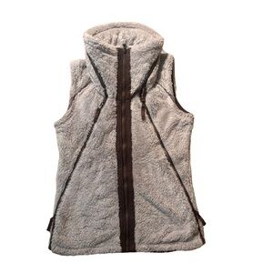 KUHL Hooded Flight Vest Women's S Fuzzy Stone Packable Hood Sherpa Outdoor